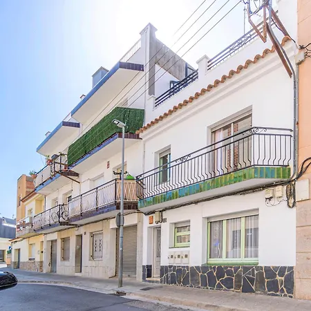 Apartment Basic Comfort Poeta Marquina 1º 2025 Roses
