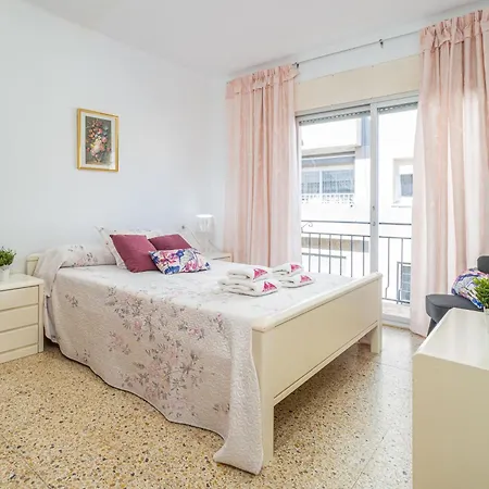 Basic Comfort Poeta Marquina 1º 2025 Apartment